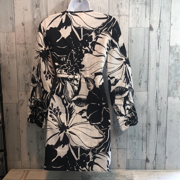 Islander Black/White Swimsuit Cover Up Small - Picture 3 of 6